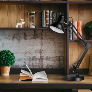 Luminária De Mesa Dapon Articulada Abajur Modelo Pixar Com Base E Garra Cor Preto