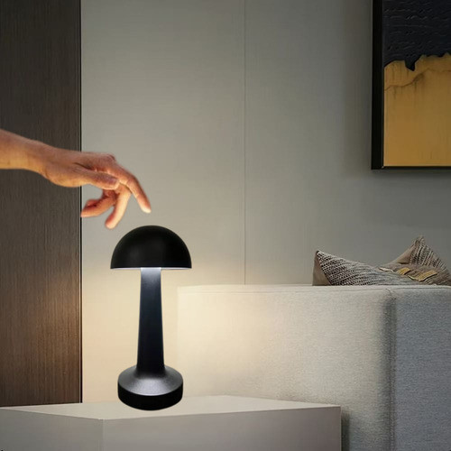 Luminária De Mesa Led Preta Eclick Recarregável 5w Bivolt