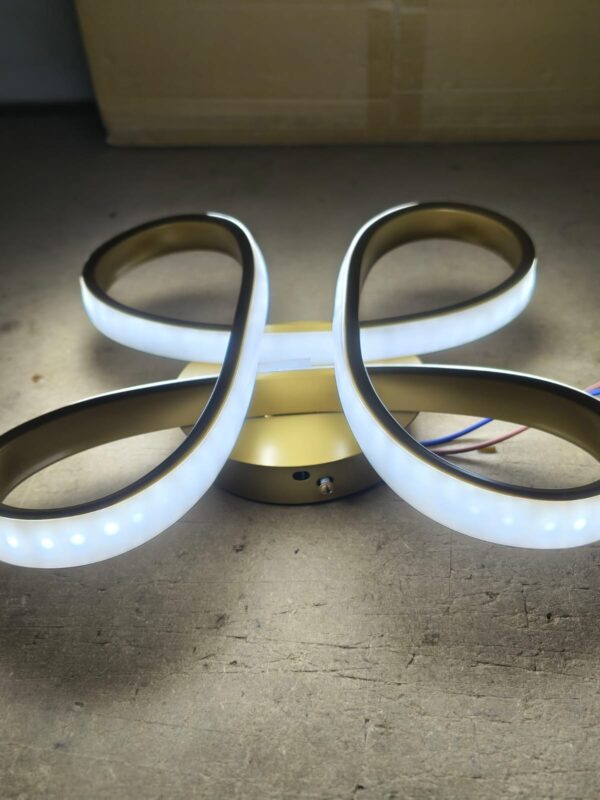Plafon LED 320 x 335mm Três Temperaturas Dourado