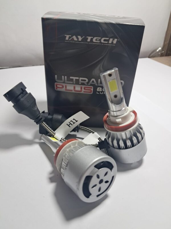 d587d46075324b0c86d50b2b843661f2.jpeg Kit Par Super LED Tay Tech 8000 Lumens 6000K Farol Carro
